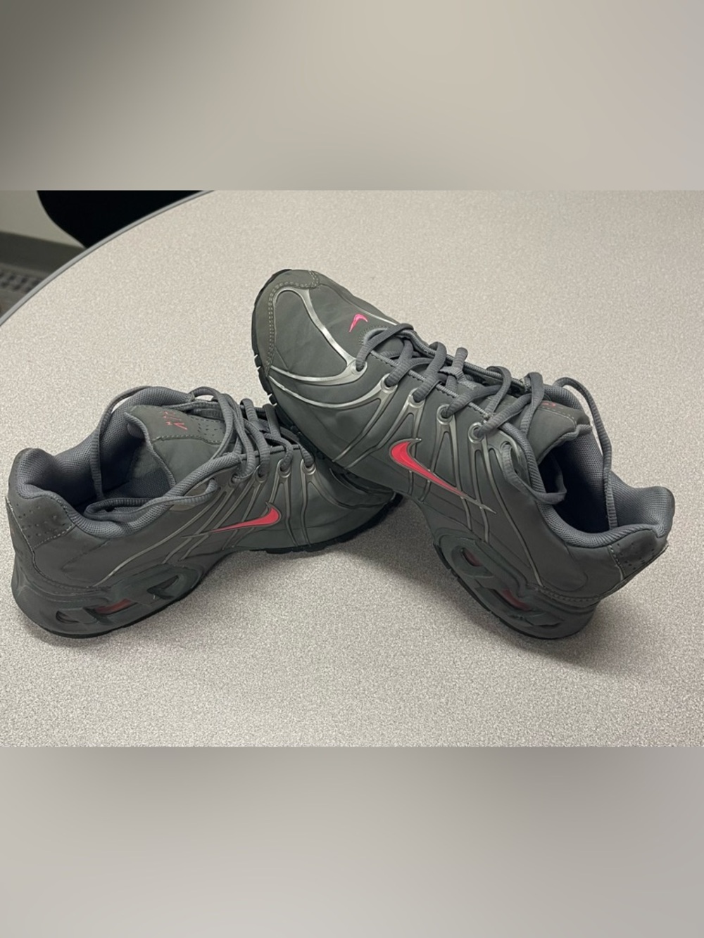 Nike Women's Gray Sneakers with Pink Swoosh. Size 8.5.